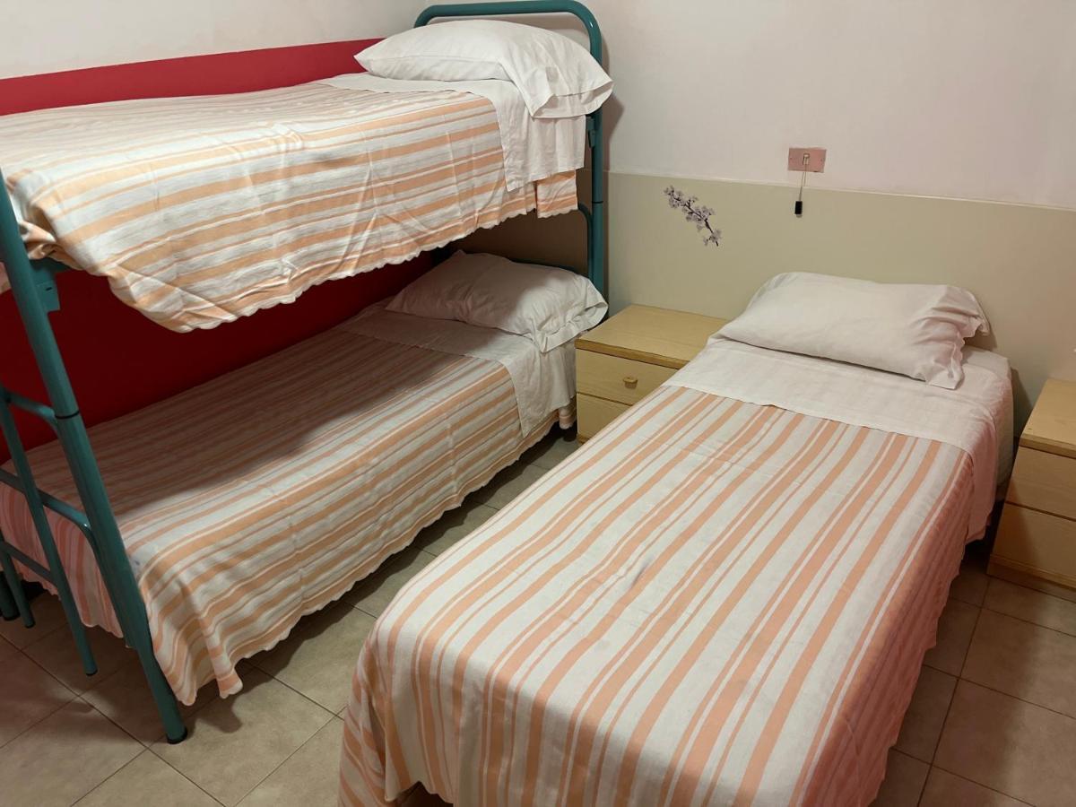 Hotel Zucconi مونتيكاتيني تيرمي المظهر الخارجي الصورة